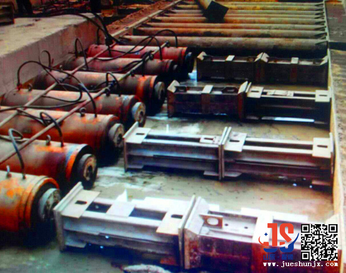 小型液壓頂管機生產完成 即將上崗工作了