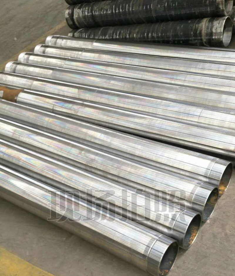 加班加點忙生產液壓泵、千斤頂，都是真材實料好質量