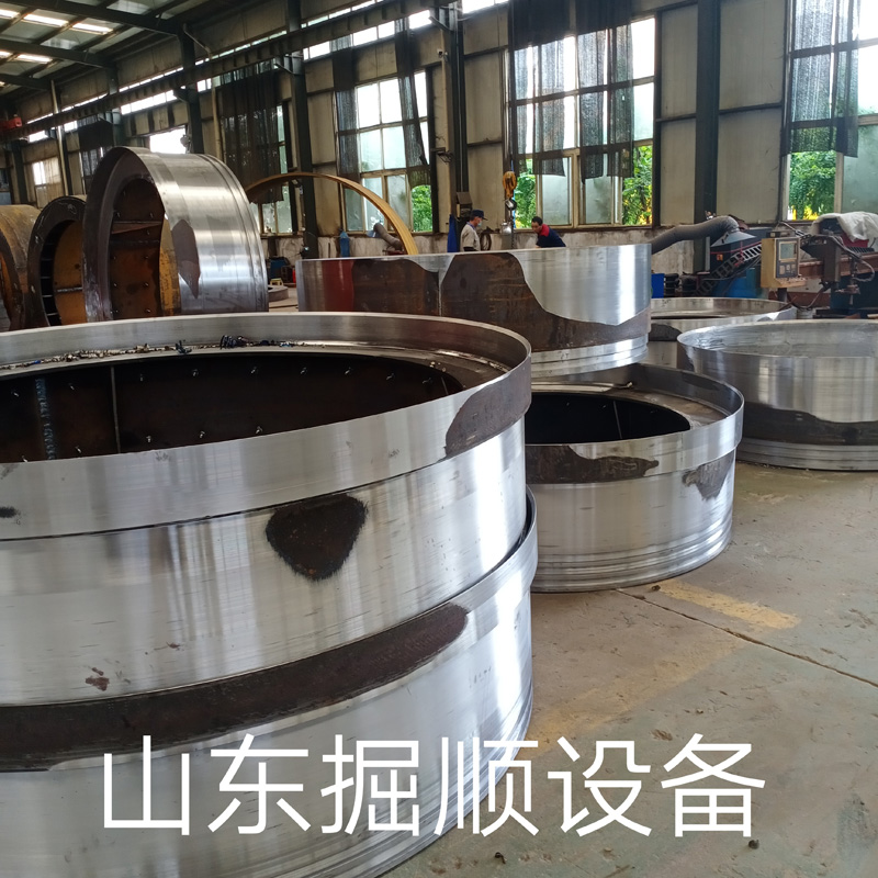 帶浙江客戶參觀中繼間廠家的生產車間  掘順機械盡顯過硬品質